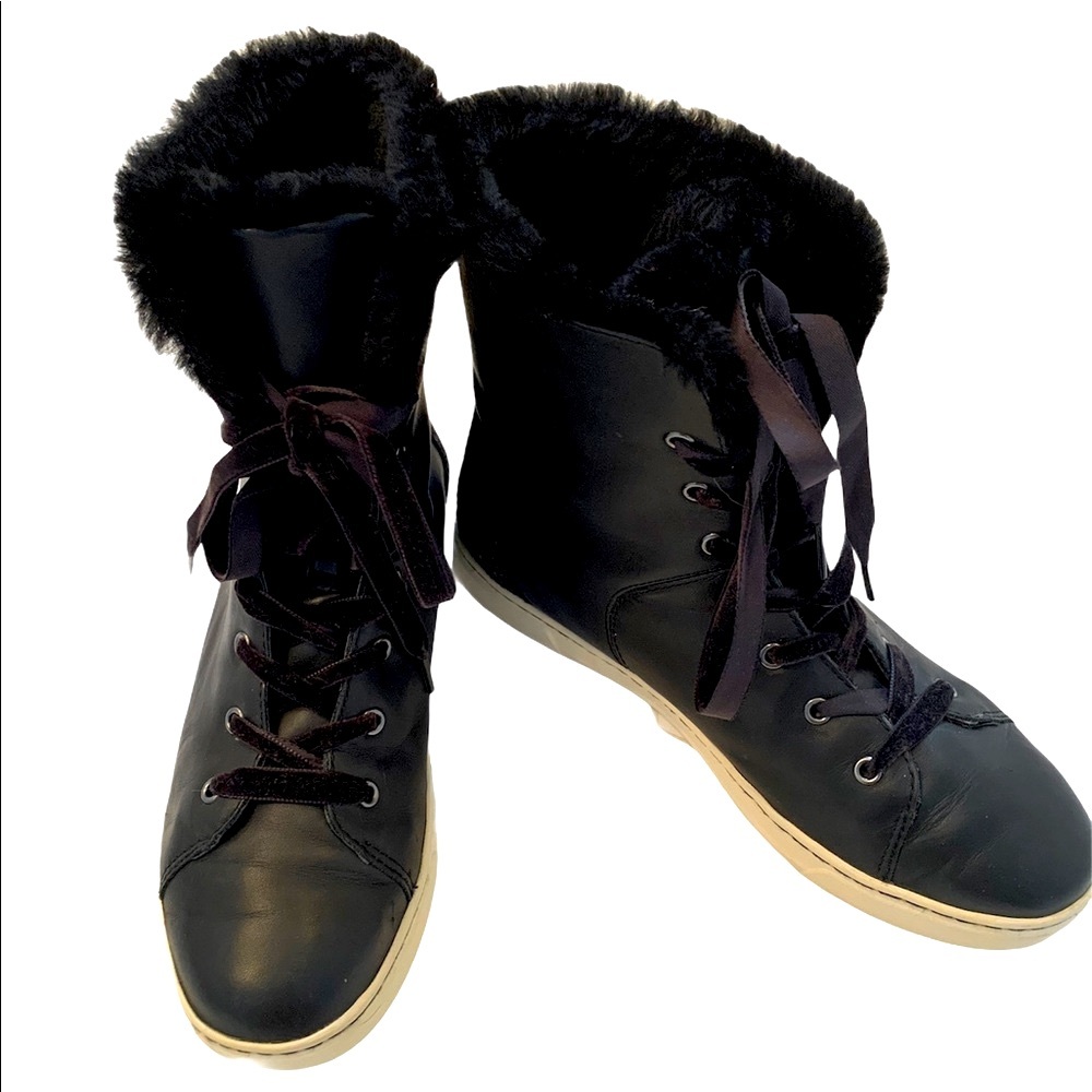 Uggs- EUC croft-sheep-cuff-high-top-sneaker